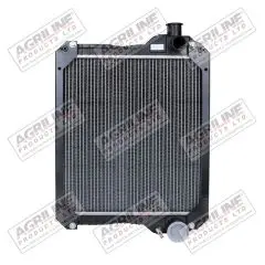 Radiator suitable for Case International - 136856A1